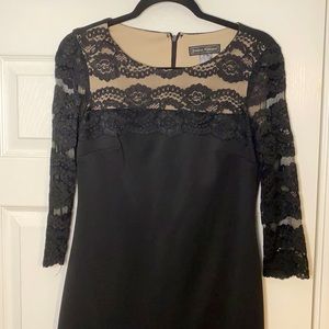 Lace sleve black dress